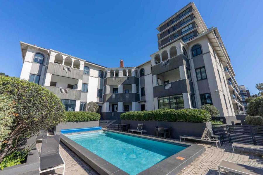 3 Bedroom Property for Sale in Green Point Western Cape